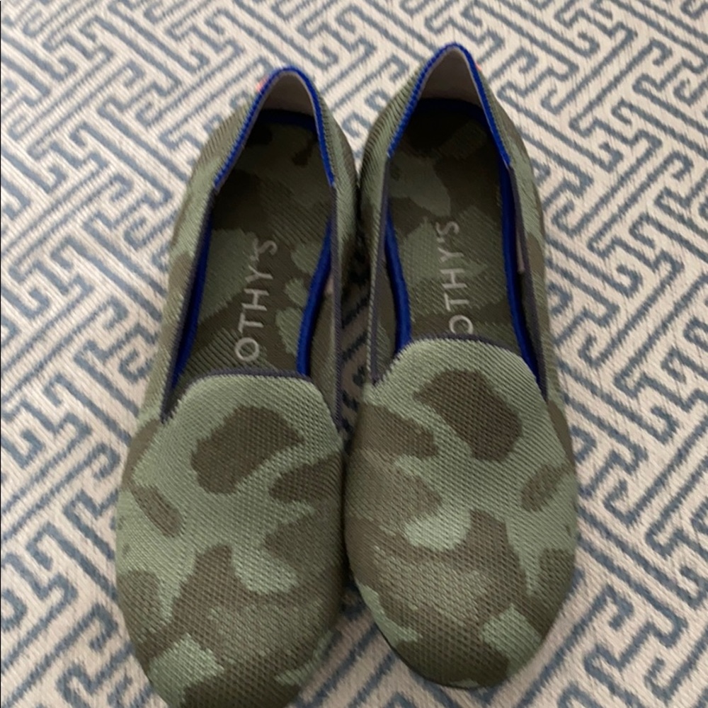 Rothy’s flats camo size 6